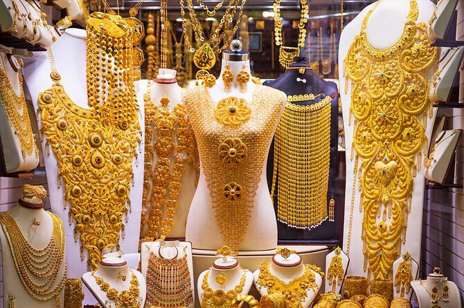 stunning gold jewelry