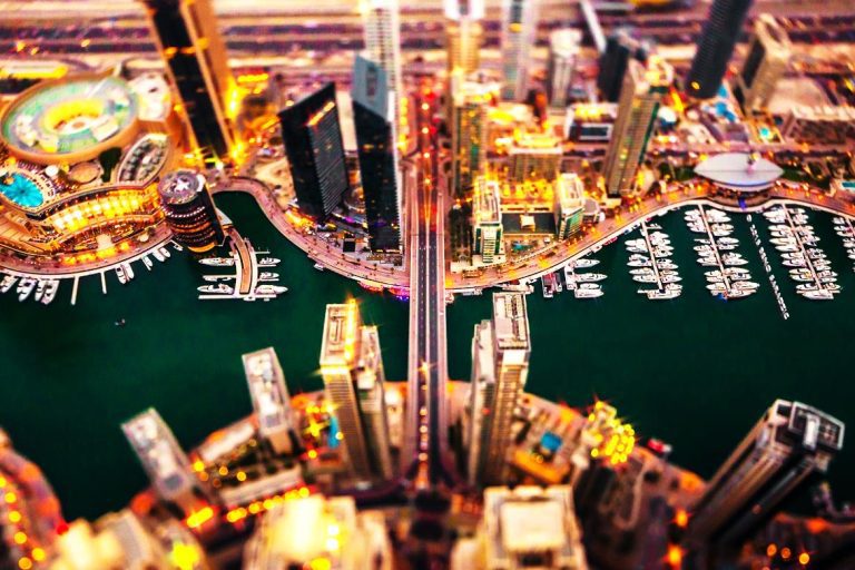 stunning dubai marine